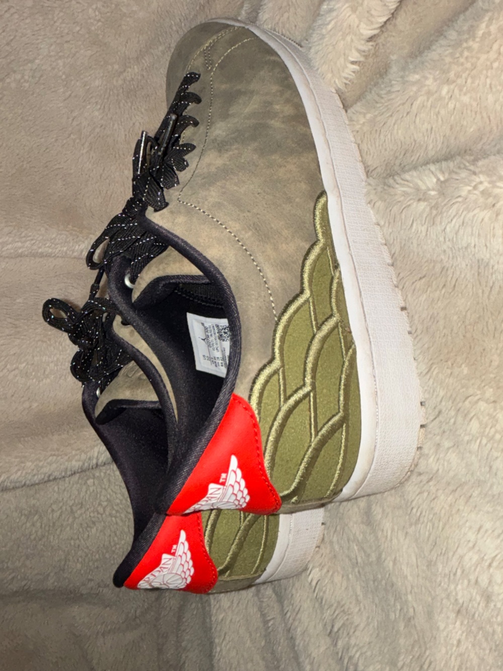 Air Jordan Centre Court Men's Oil Green Suede Sneakers with Black Accents - Picture 4 of 5